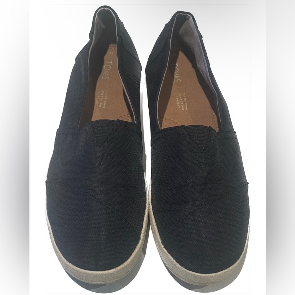 TOMS black slip-on sneaker. Size 11 Women